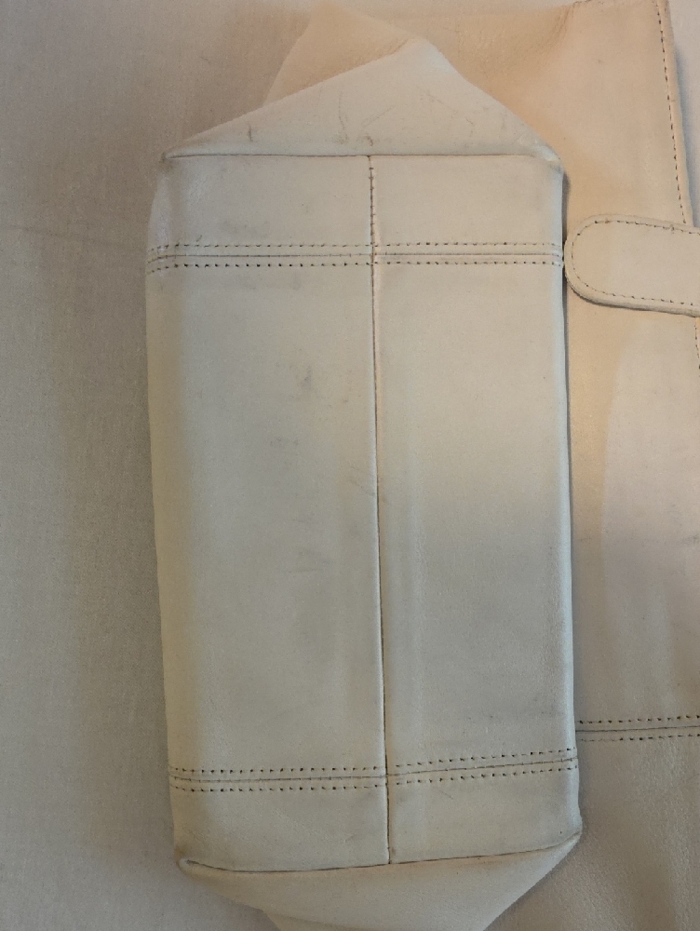 Vintage Coach White Leather Purse - Picture 9 of 10